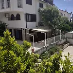 In Okrug Gornji 6132 *