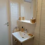 In Okrug Gornji 6132 *