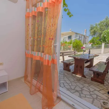 In Okrug Gornji 6132 Appartement
