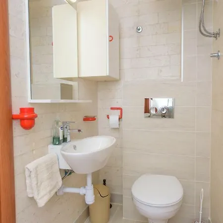 In Okrug Gornji 6132 Apartman