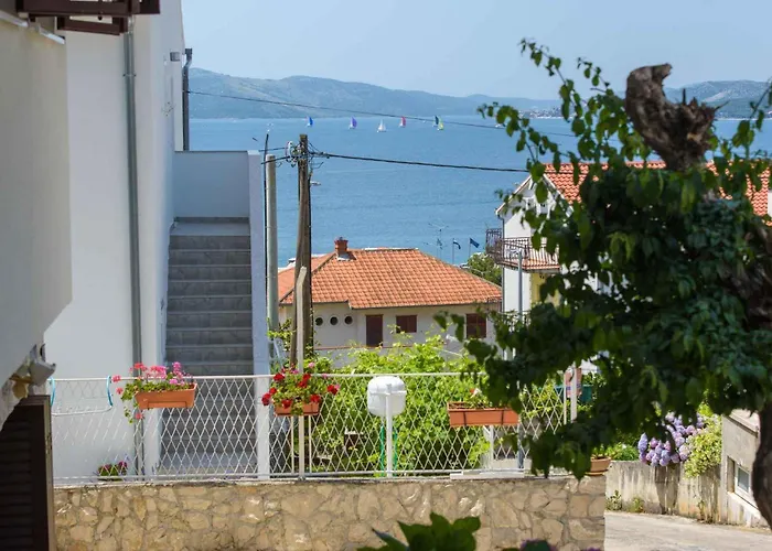 Apartament In Okrug Gornji 6132 Trogir
